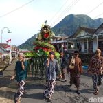 Guyubnya Saparan Rabu Pahing di Lereng Andong Magelang, Ada Kenduri-Jaranan